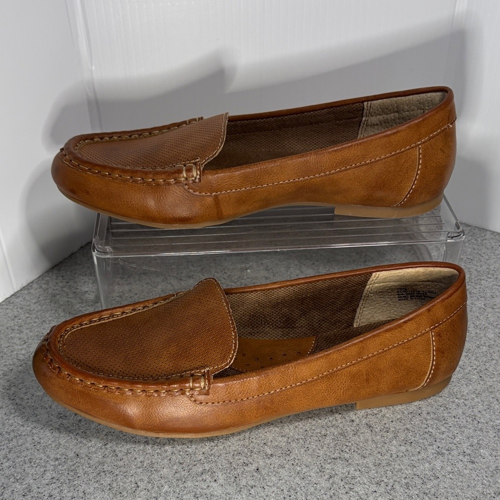 BOC size 10 Elegant Tan Leather Loafers for Women. Fc3
